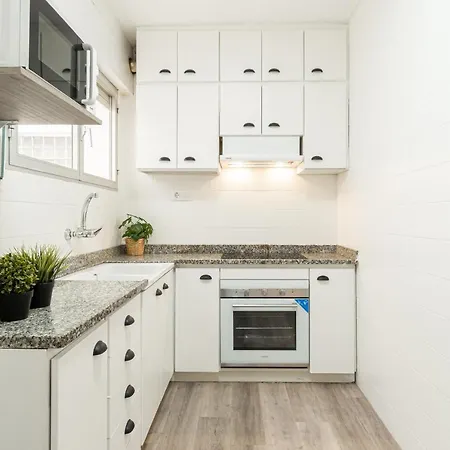 Apartman Mediterranean Way - Av. Andorra *