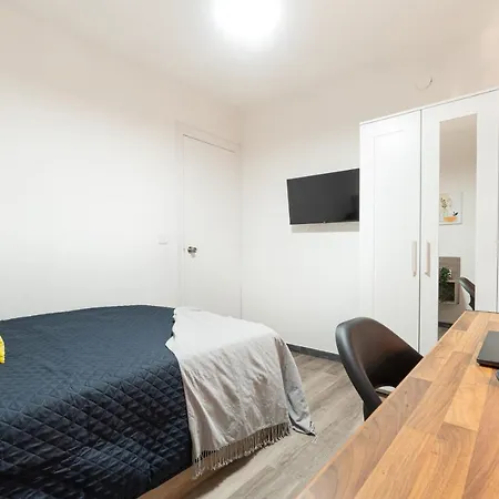 Mediterranean Way - Av. Andorra Apartman *